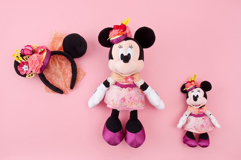 Minnie Mouse's stuffed toy and Ear