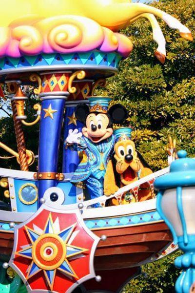 Mickey Mouse and Pluto in Dreaming Up!