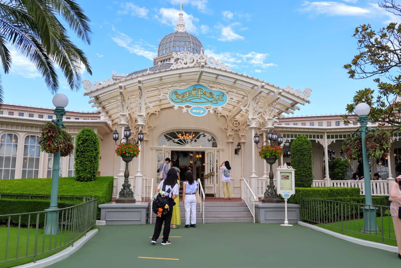 Crystal Palace Restaurant in Tokyo Disneyland