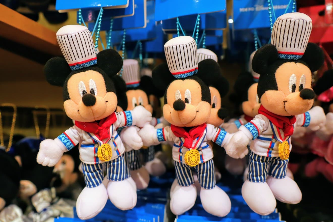 Mickey doll in Chef Mickey Costume