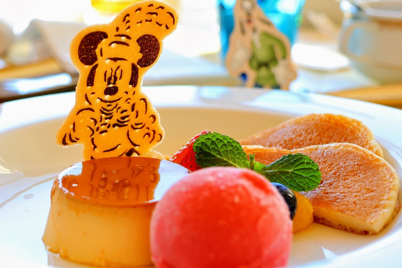 Mickey cookie on the dessert plate