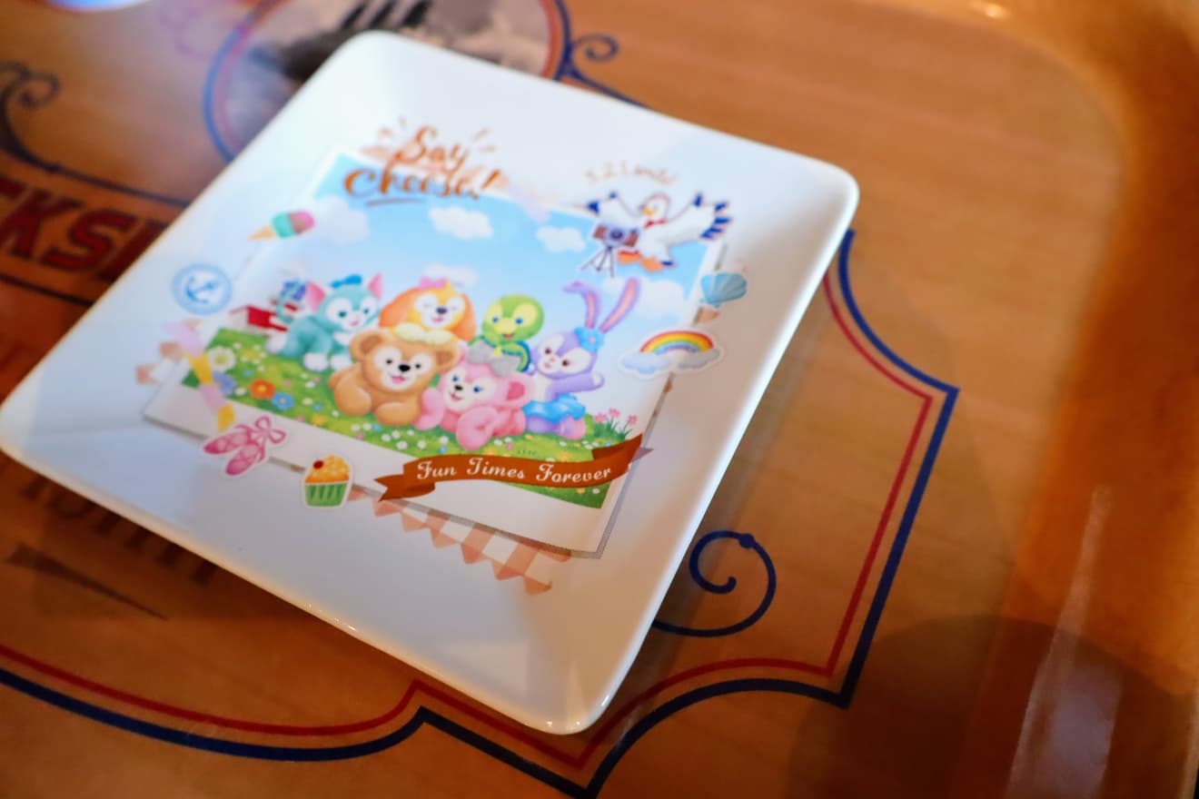 Duffy and Friends Souvenir Plate at Dockside DIner