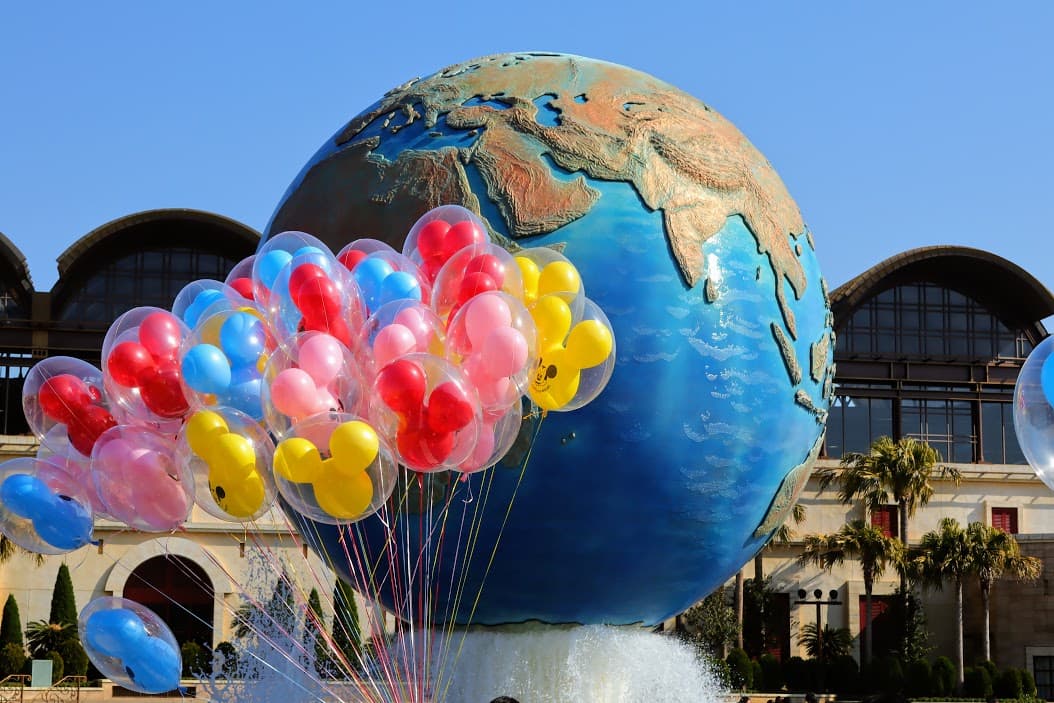 Aquasphere and Balloons at Tokyo Disney Sea