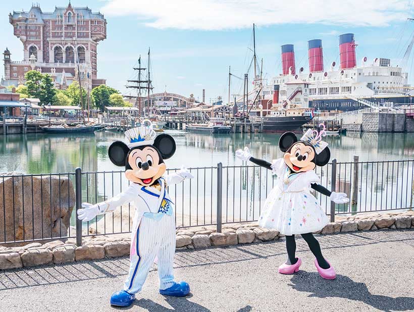 Mickey Mouse and Minnie Mouse at the Tokyo DisneySea 20th Anniversary Event "Time to Shine!