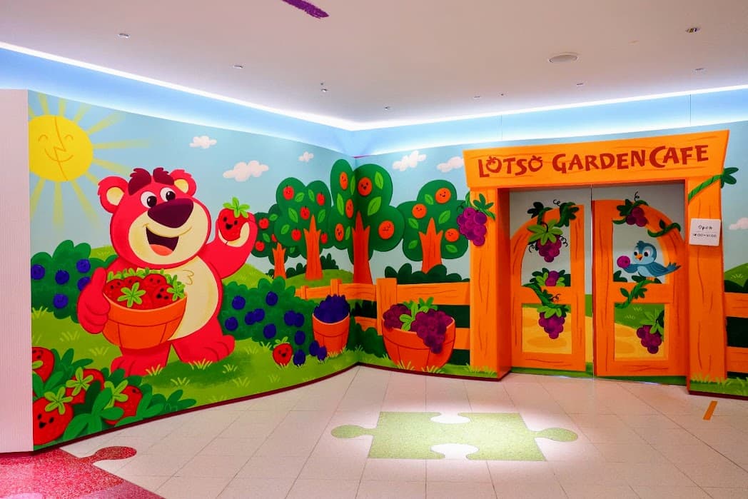 Lotso Garden Cafe, Tokyo Disney Resort, Toy Story Hotel, restaurants