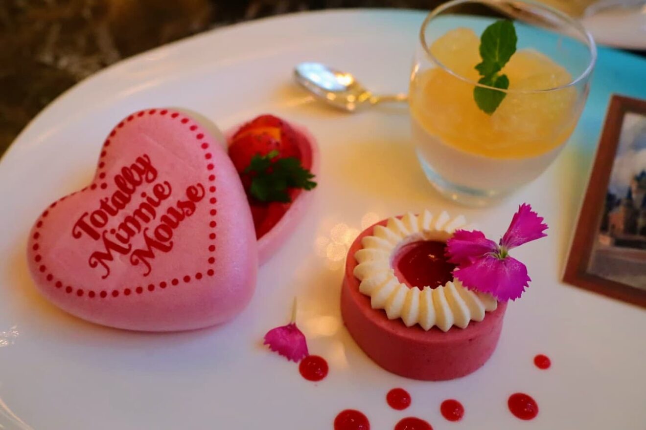 Afternoon Tea at Dreamer's Lounge, Totally Minnie Mouse, Tokyo Disneyland Hotel