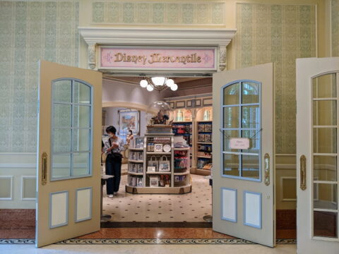 Mercantile, Gift Shop, Tokyo Disneyland Hotel, Tokyo Disney Resort