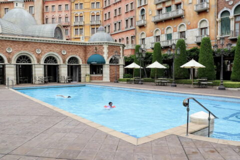 Terme Venezia, swimming pool, Tokyo DisneySea, Hotel MiraCosta