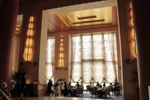 Hyperion Lounge, Disney Ambassador Hotel, Tokyo Disney Resort